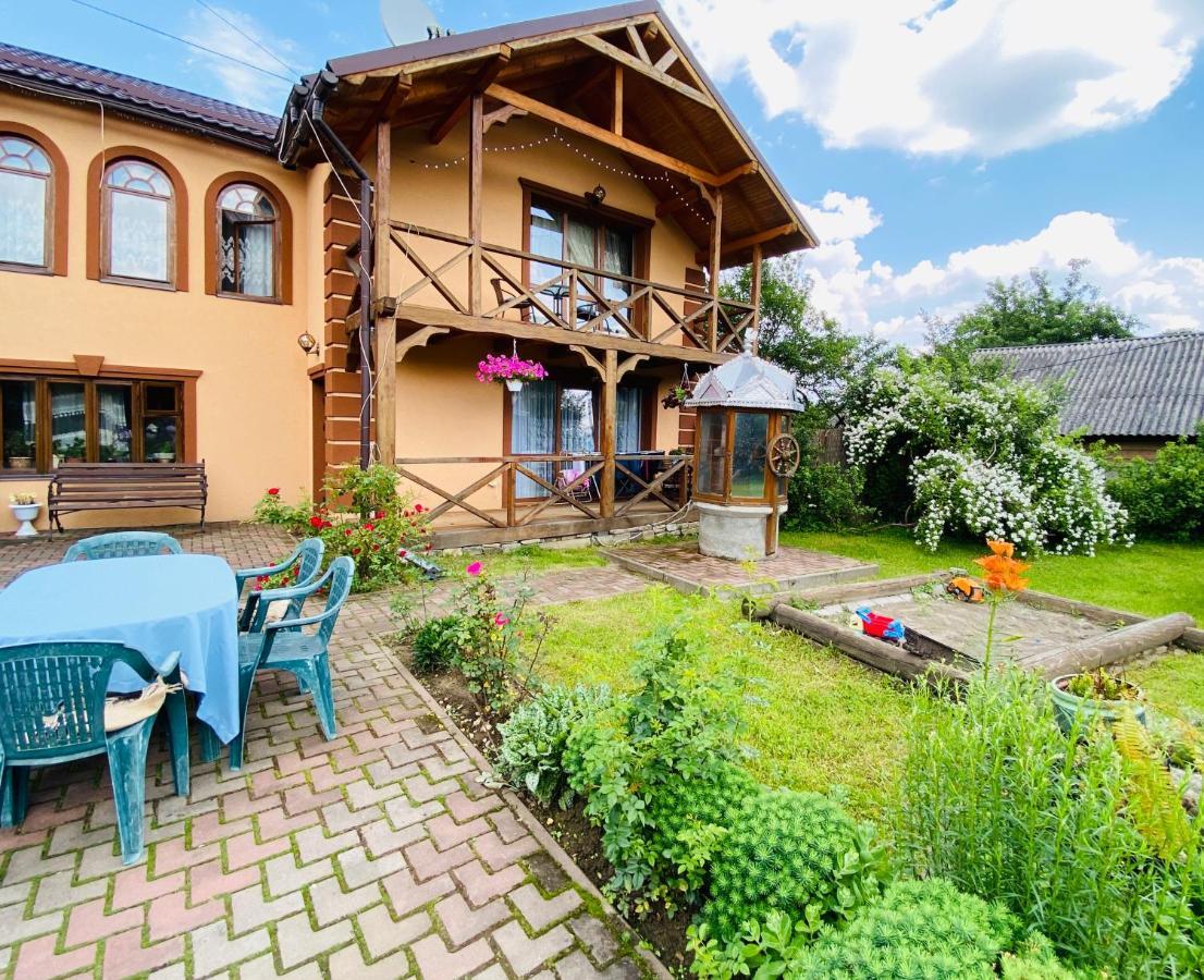 Rodynnyi Zatyshok Guest House Verkhovyna Exterior photo